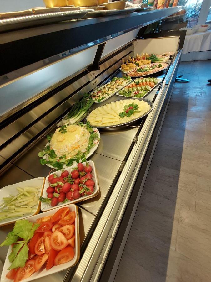 密涅瓦酒店 梅杜林 外观 照片